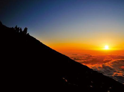 富士登山　ご来光