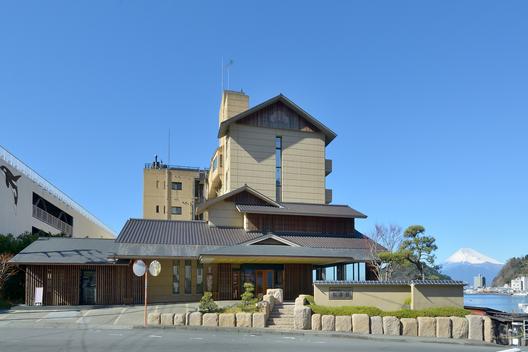 松濤館