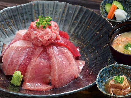 由比漁港しずまえ食堂