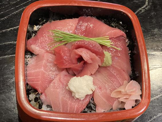 魚久　上鉄火丼