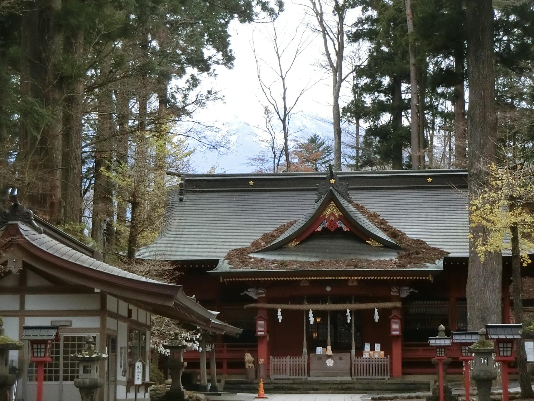 東口 本宮 冨士 浅間 神社