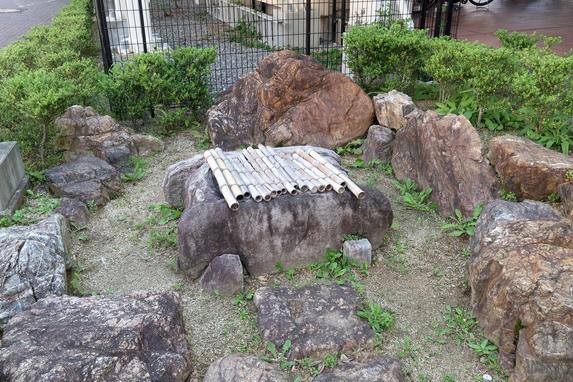 徳川秀忠公誕生の井戸