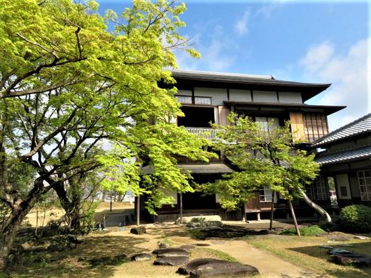 日本庭園からの離れの外観